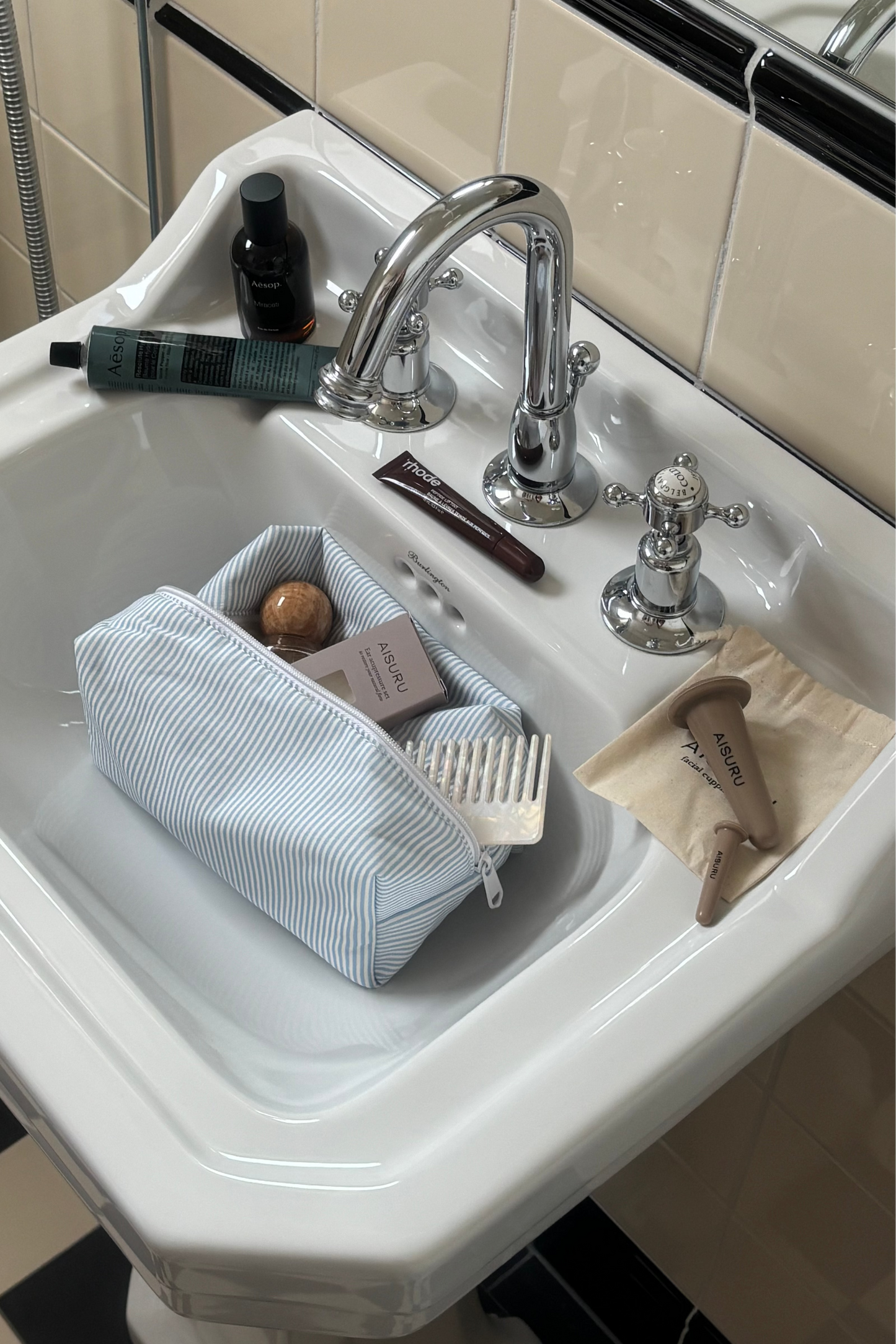 The Healing Season Set – Facial Cupping + Ear Acupressure